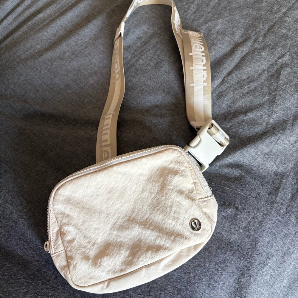 lululemon athletica Cream Men's Sling Belt Bag
